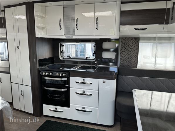 Hobby Prestige 560 WFU