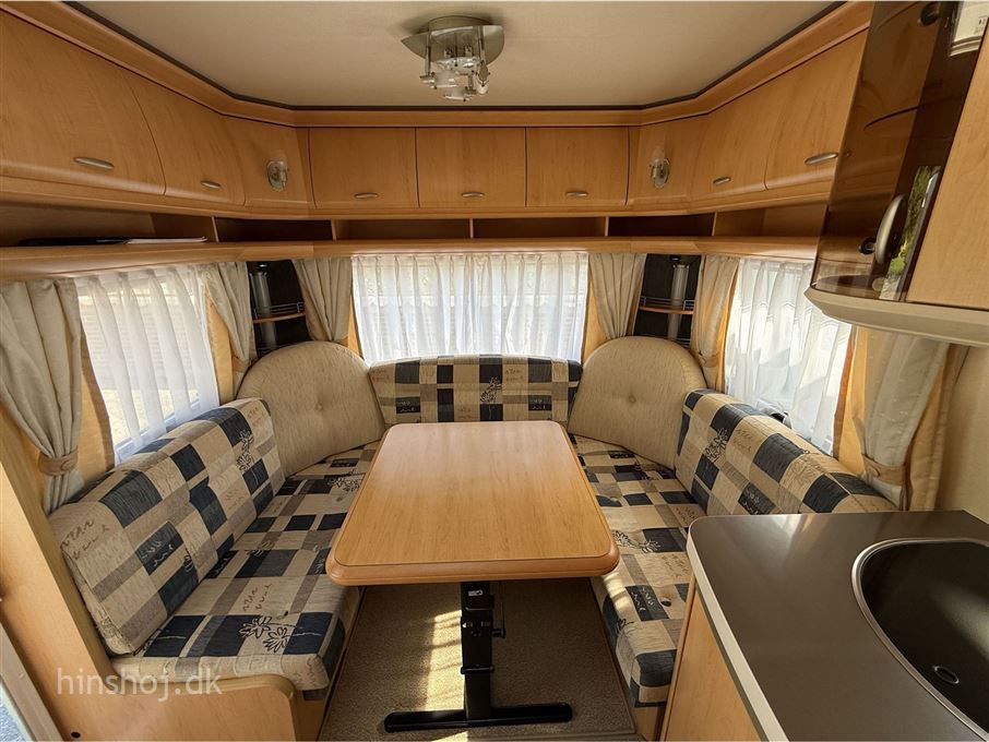 Hobby De Luxe 460 UFe