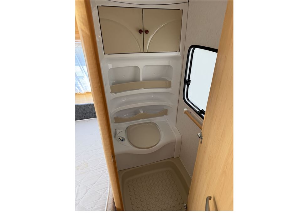 Hobby De Luxe 460 UFe