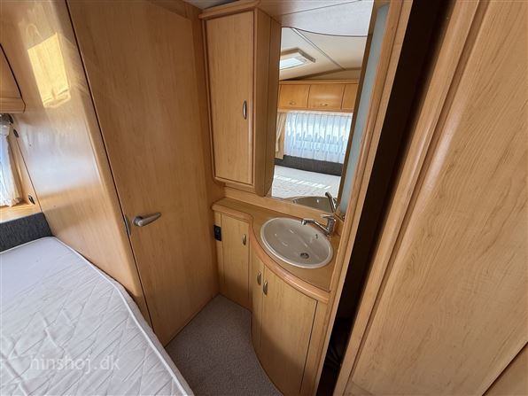 Hobby De Luxe 460 UFe
