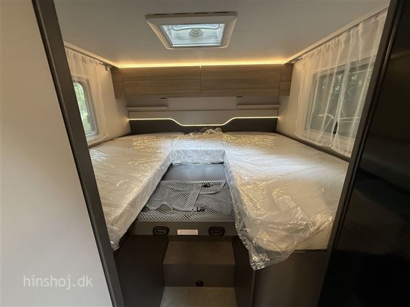 Etrusco I 6900 SB Aut.