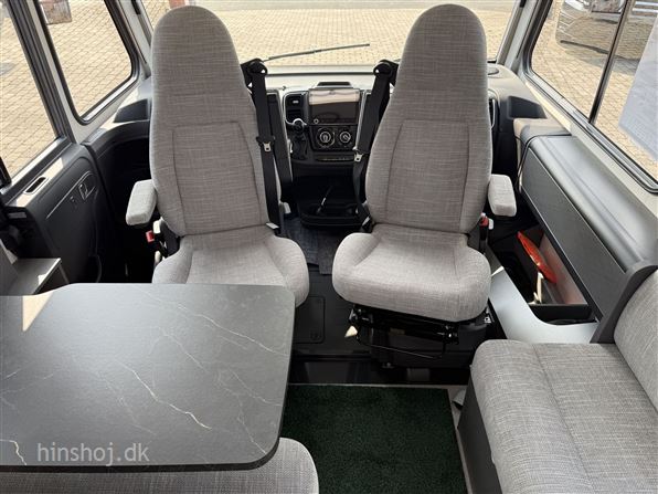 Etrusco I 6900 SB Aut.