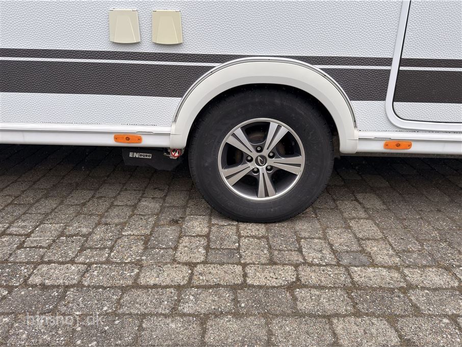 Dethleffs Nomad 590 RF