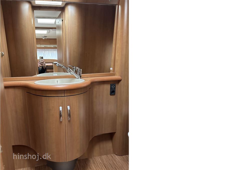 Hobby Excellent 560 WLU