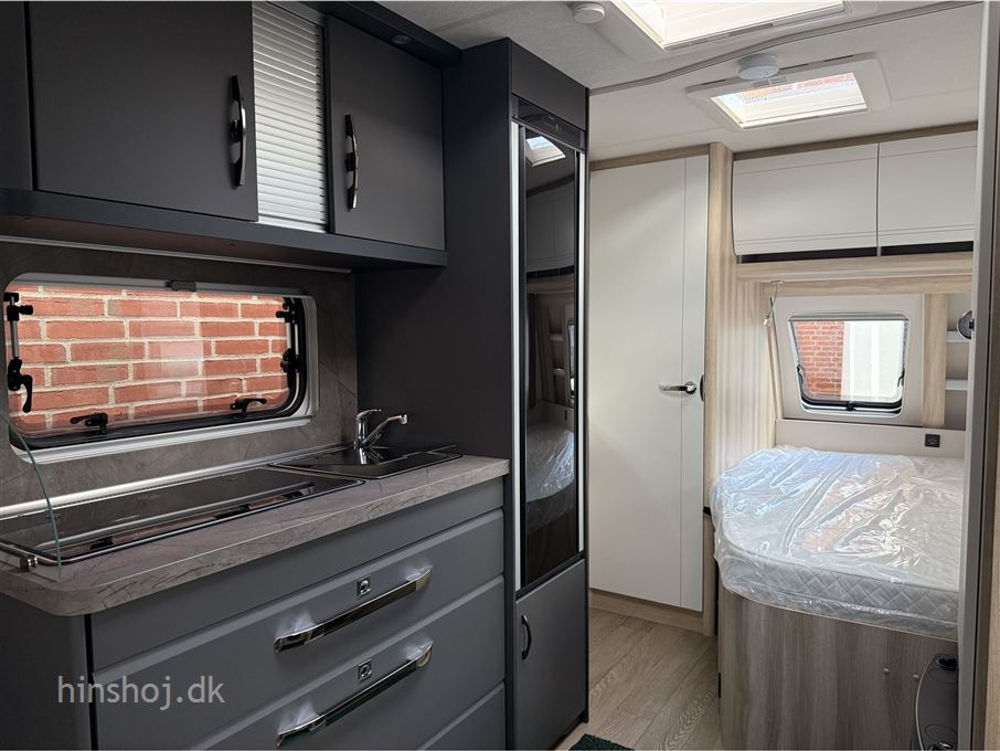 Hobby De Luxe 460 UFe DK Line