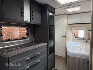 Hobby De Luxe 460 UFe DK Line