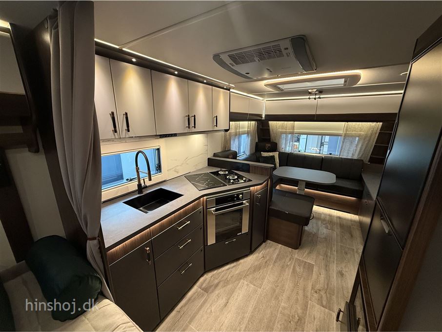 Polar Chimera 590 FWL