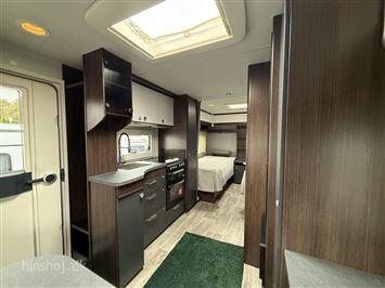 Polar  Blackline  590 S