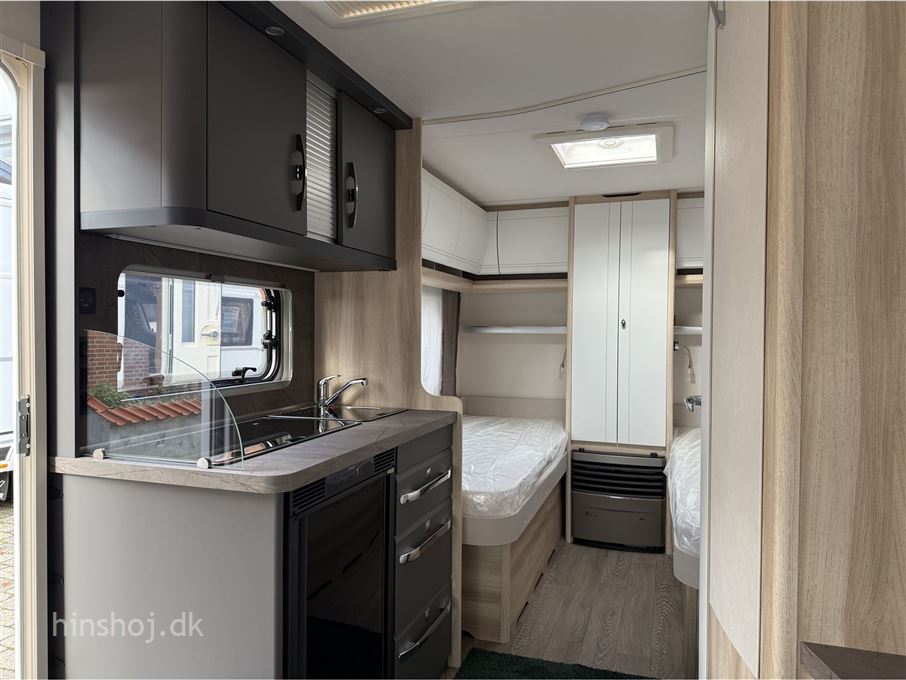 Hobby De Luxe 460 LU