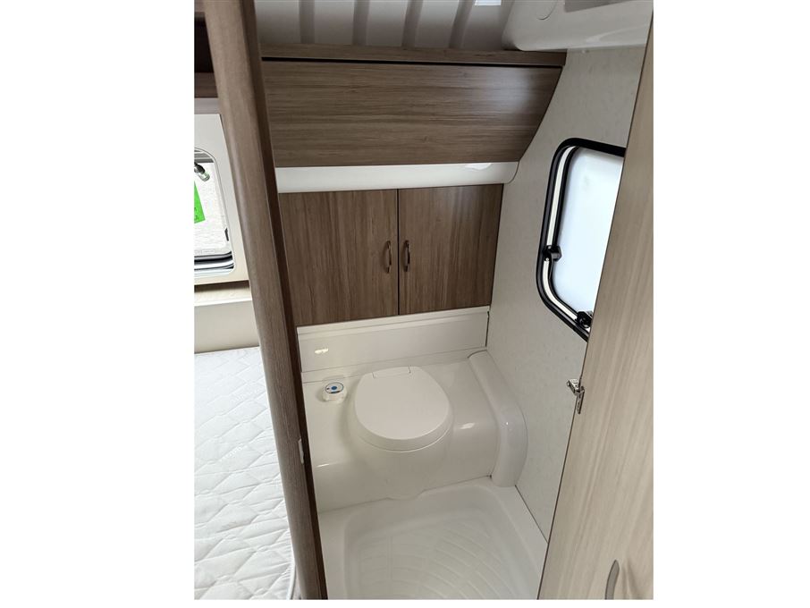 Hobby De Luxe 650 KMFe