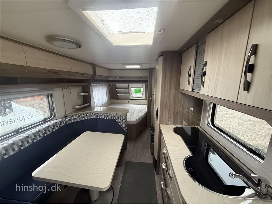 Hobby De Luxe 650 KMFe