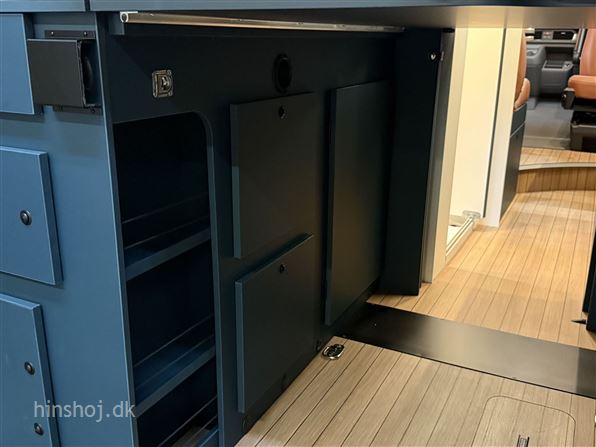 Eriba Car 600 Indium Grey Aut