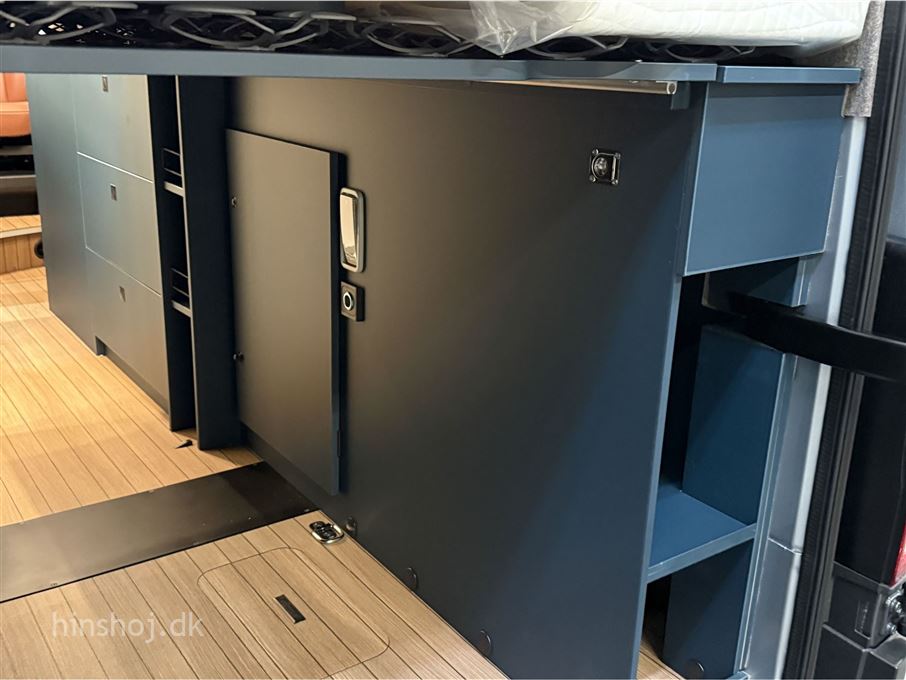 Eriba Car 600 Indium Grey Aut