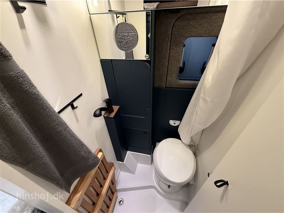 Eriba Car 600 Indium Grey Aut