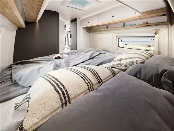 Hobby Prestige VAN 640 ET First Edition