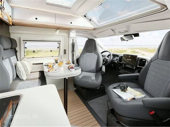 Hobby Prestige VAN 640 ET First Edition