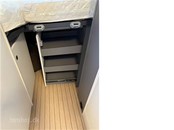 Hobby Prestige VAN 640 ET First Edition