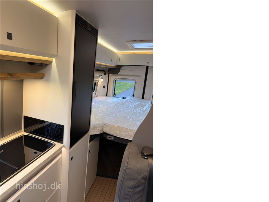 Hobby Prestige VAN 640 ET First Edition