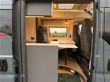 Hobby Prestige VAN 640 ET First Edition