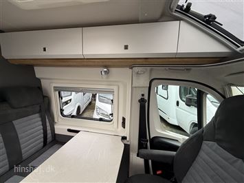 Hobby Prestige VAN 640 ET First Edition