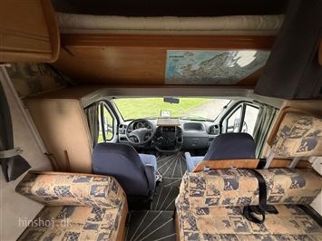 Bavaria A68ED Alkove