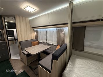 Hobby De Luxe 460 SL DK line