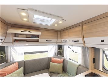 Dethleffs Camper 470 FR Summer Edition
