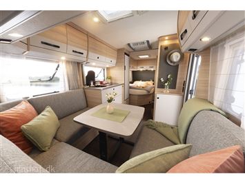 Dethleffs Camper 470 FR Summer Edition