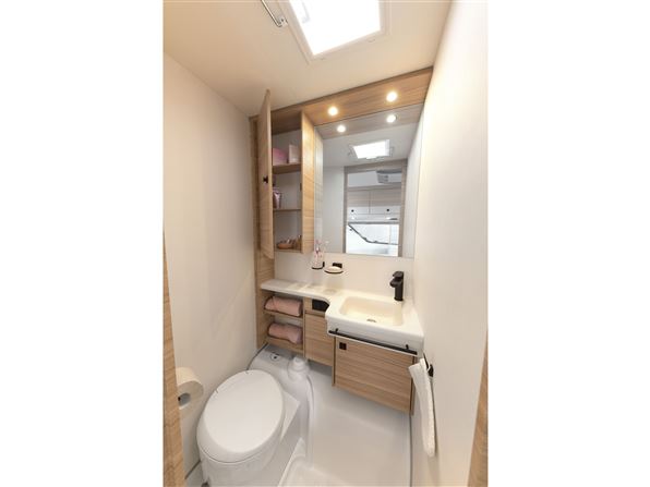 Dethleffs Camper 460 EL Summer Edition