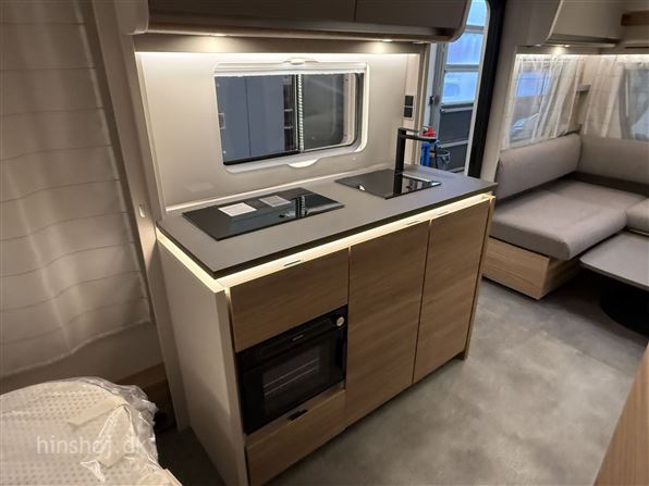 Dethleffs Nomad 530 DR SNOW Plus