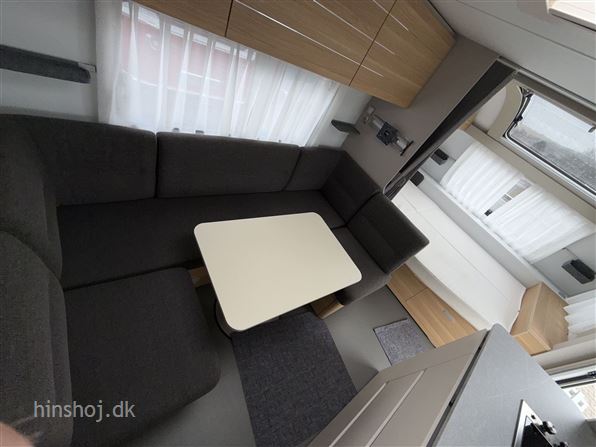 Adria Adora 673 PK Twin