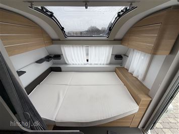 Adria Adora 673 PK Twin