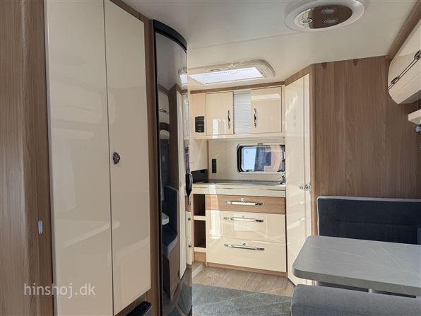 Hobby Excellent 460 SL