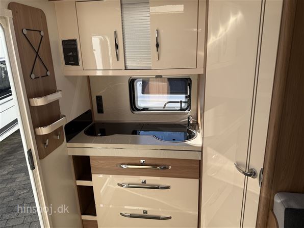 Hobby Excellent 460 SL