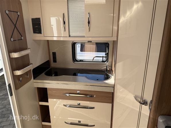 Hobby Excellent 460 SL