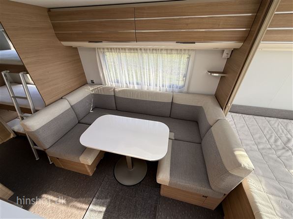 Adria Adora Supreme 573 PT