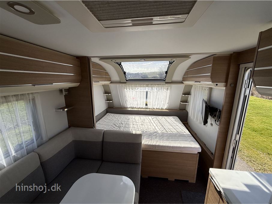 Adria Adora Supreme 573 PT