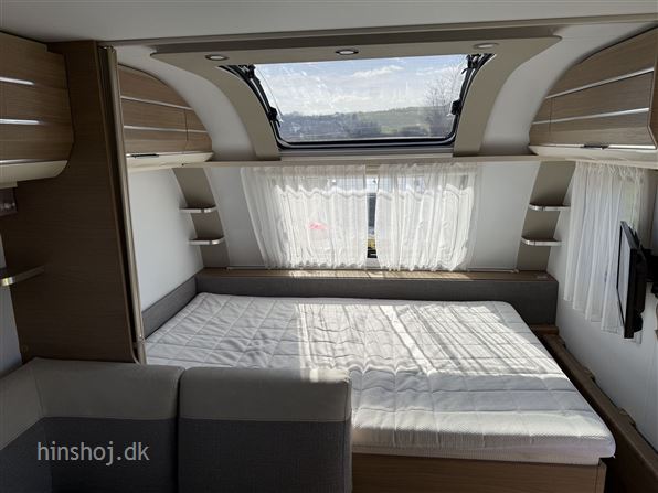 Adria Adora Supreme 573 PT