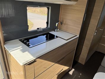 Adria Adora Supreme 573 PT