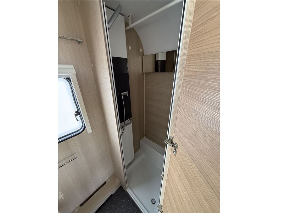 Adria Adora Supreme 573 PT