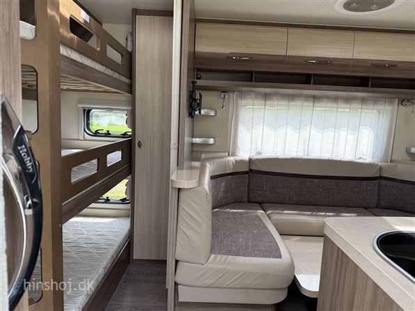 Hobby De Luxe 560 KMFe