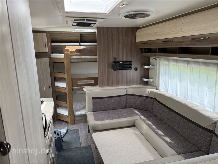 Hobby De Luxe 560 KMFe