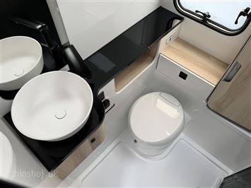 Hobby De Luxe 460 SFf DK Line