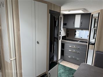 Hobby De Luxe 460 SFf DK Line