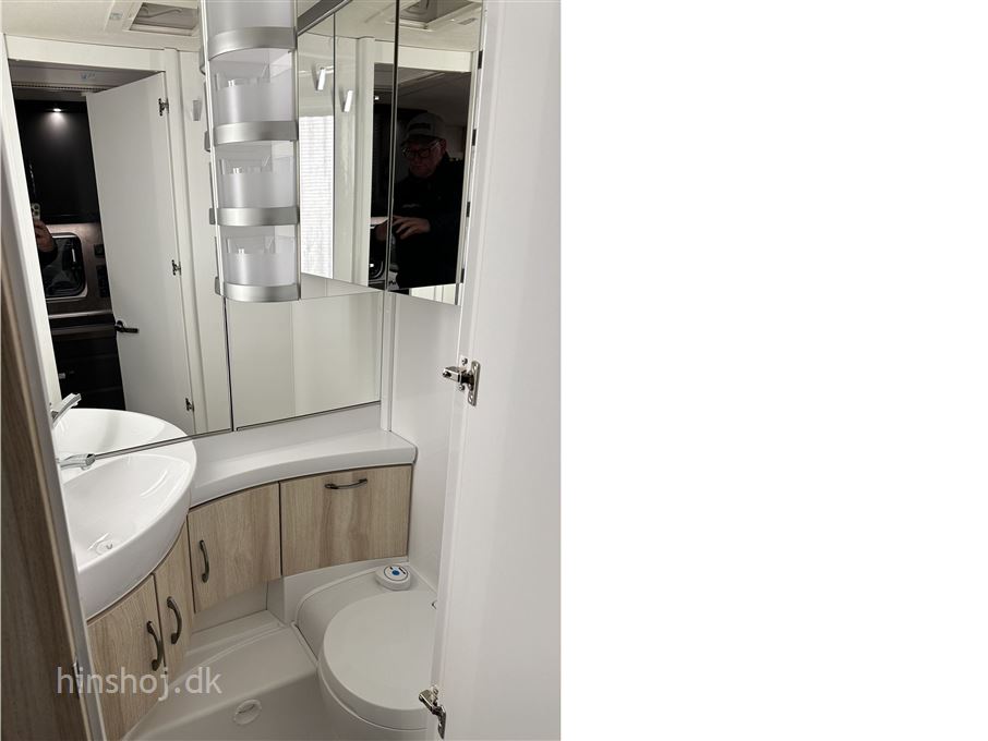 Hobby De Luxe 495 UL