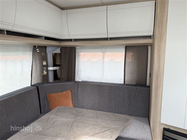 Hobby De Luxe 495 UL