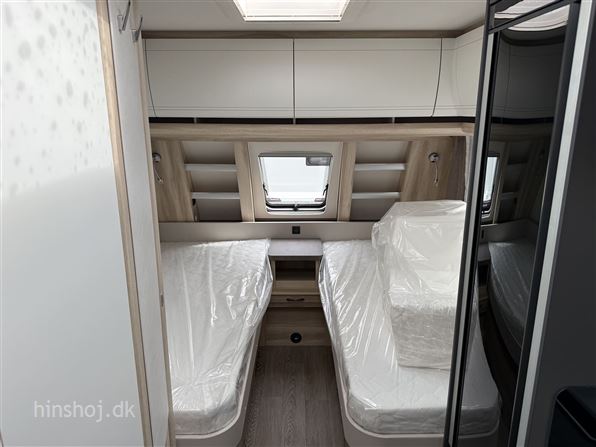 Hobby De Luxe 495 UL