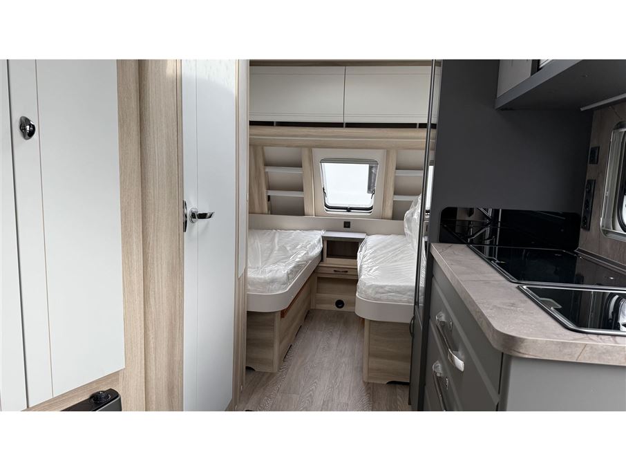 Hobby De Luxe 495 UL