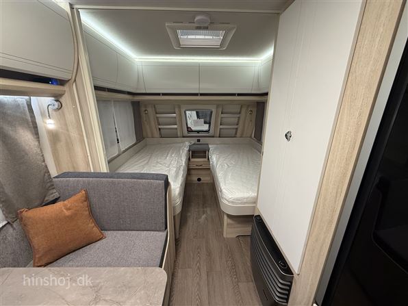 Hobby De Luxe 460 SL