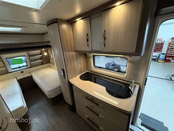 Hobby De Luxe 495 UL